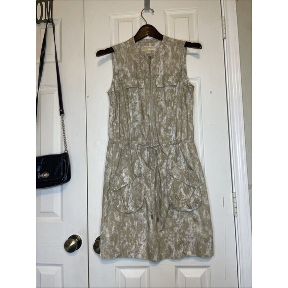 Medium Designer Michael Kors Sleeveless Khaki & White Acid Wash Zip-Up Dress - Picture 2 of 14